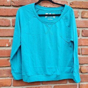 Poof Scoop Neck Raglan Long Sleeve Tee NWT